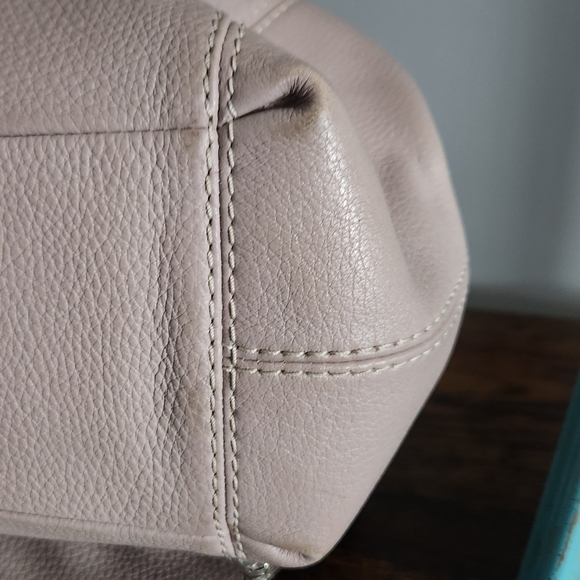 Coach Women's Lexy Taupe Leather Shoulder Bag. EUC - Picture 9 of 15